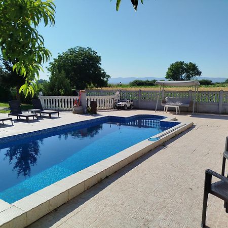 V & V Villa Lalince Zewnętrze zdjęcie
