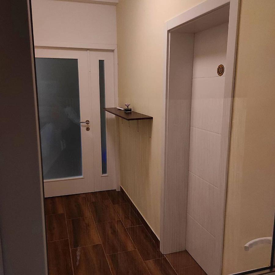V & V Villa Lalince Zewnętrze zdjęcie